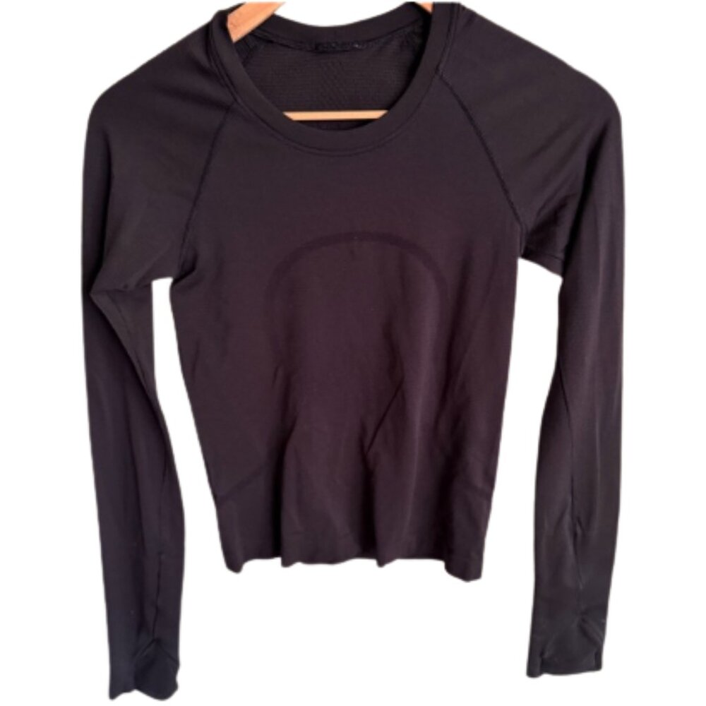 Lululemon Swiftly Tech Long Sleeve Shirt 2.0 Race Length in Black Size 2